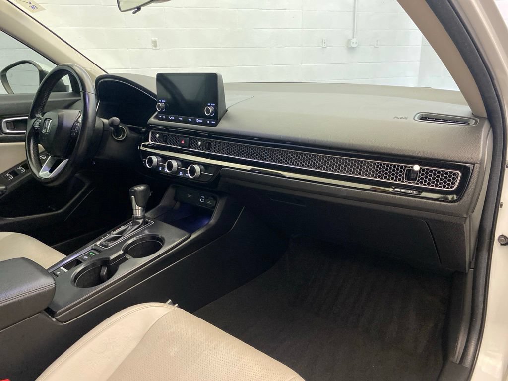 Used 2024 Honda Civic EX-L image 11