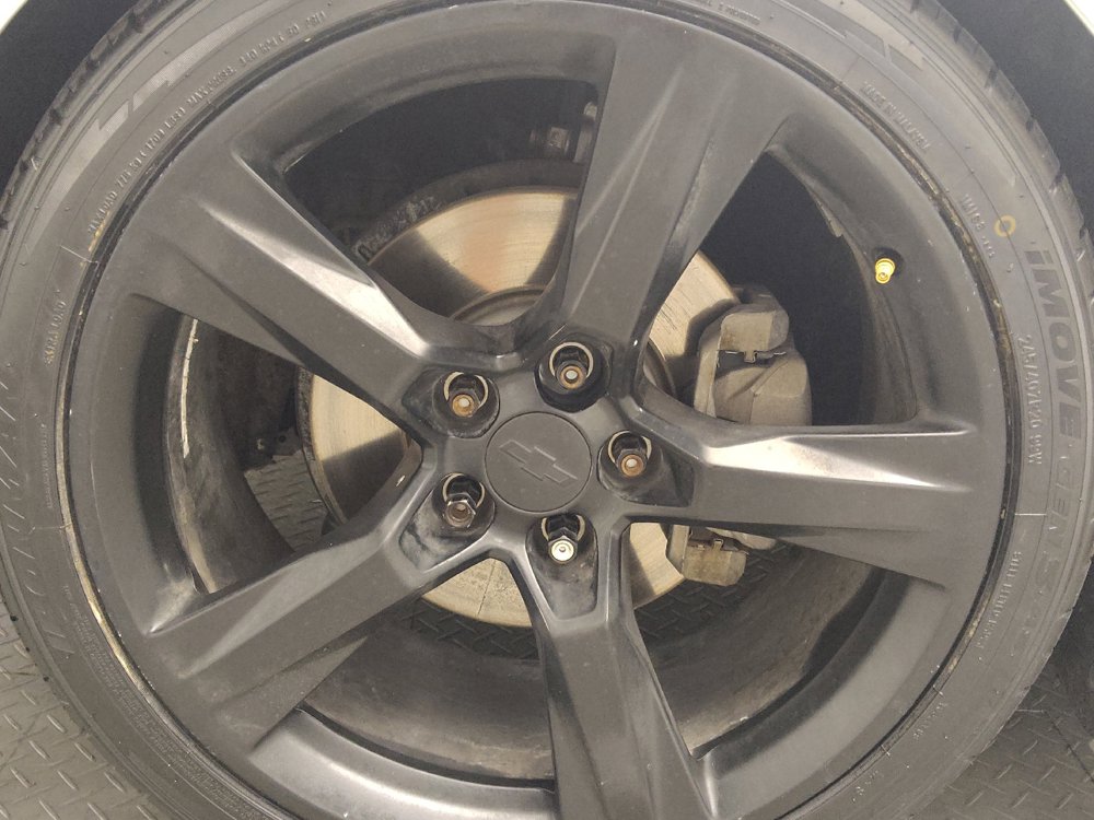 Used 2016 Chevrolet Camaro LT RWD image 31