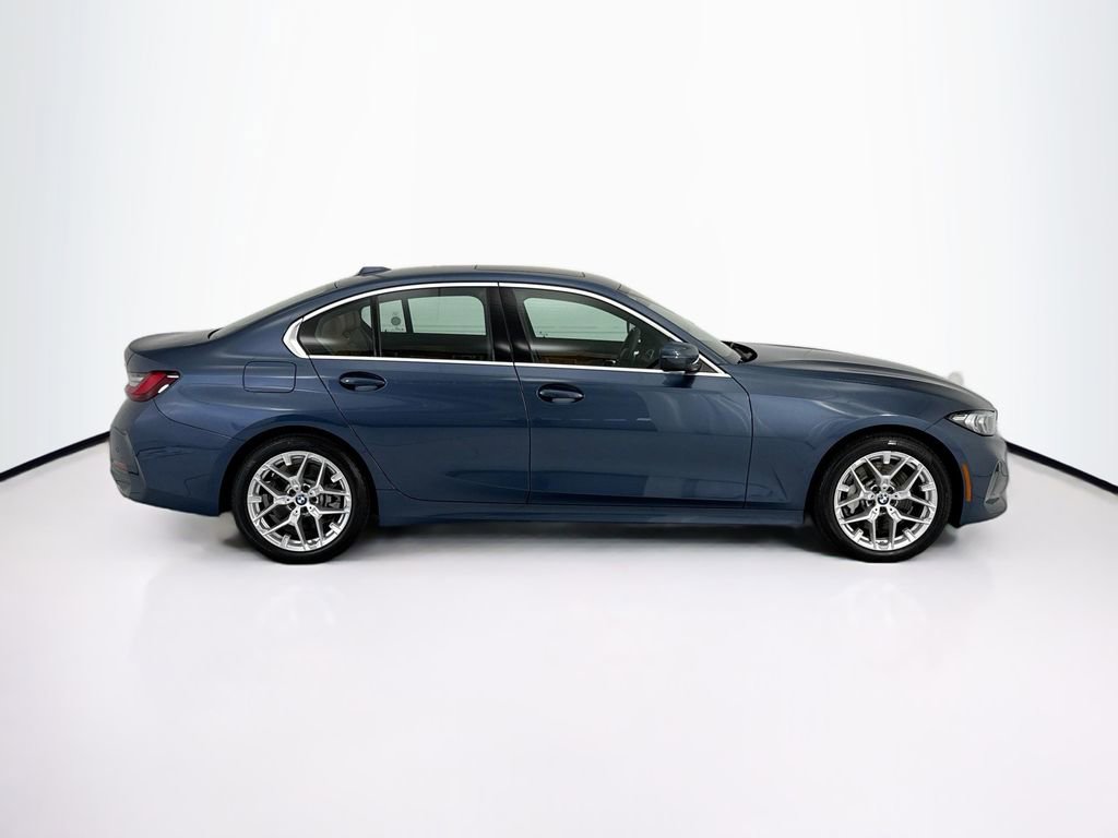 Certified 2025 BMW 330i Sedan w/ Convenience Package RWD image 4