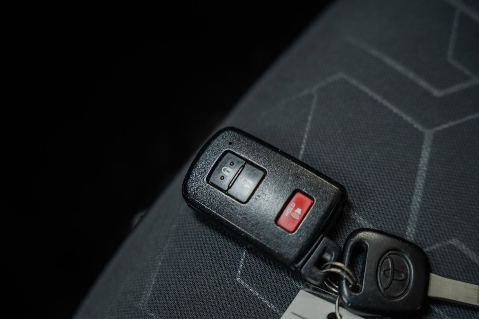 Used 2017 Toyota Tacoma TRD Off-Road w/ Tow Package (A/T) image 51