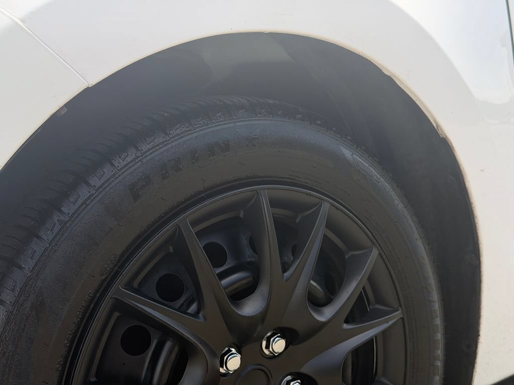 Used 2019 Toyota Corolla LE FWD image 13