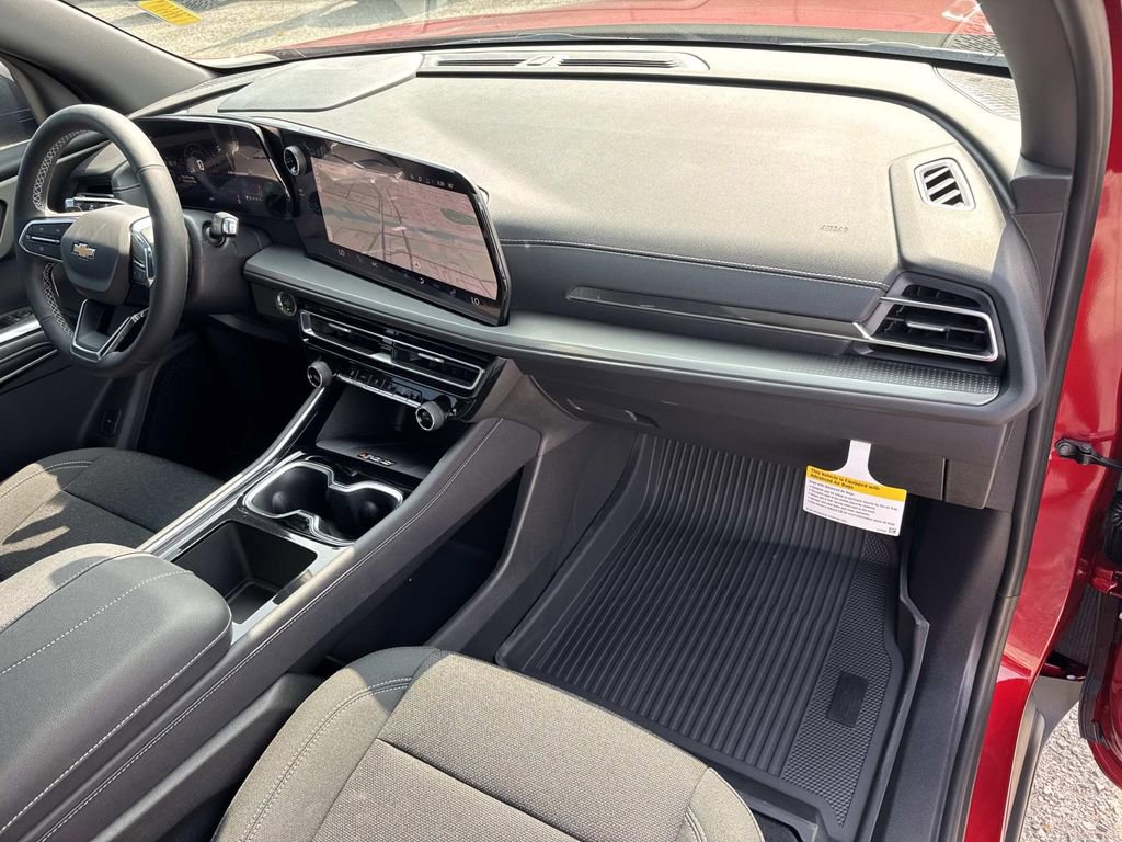 New 2026 Chevrolet Traverse LT FWD image 12