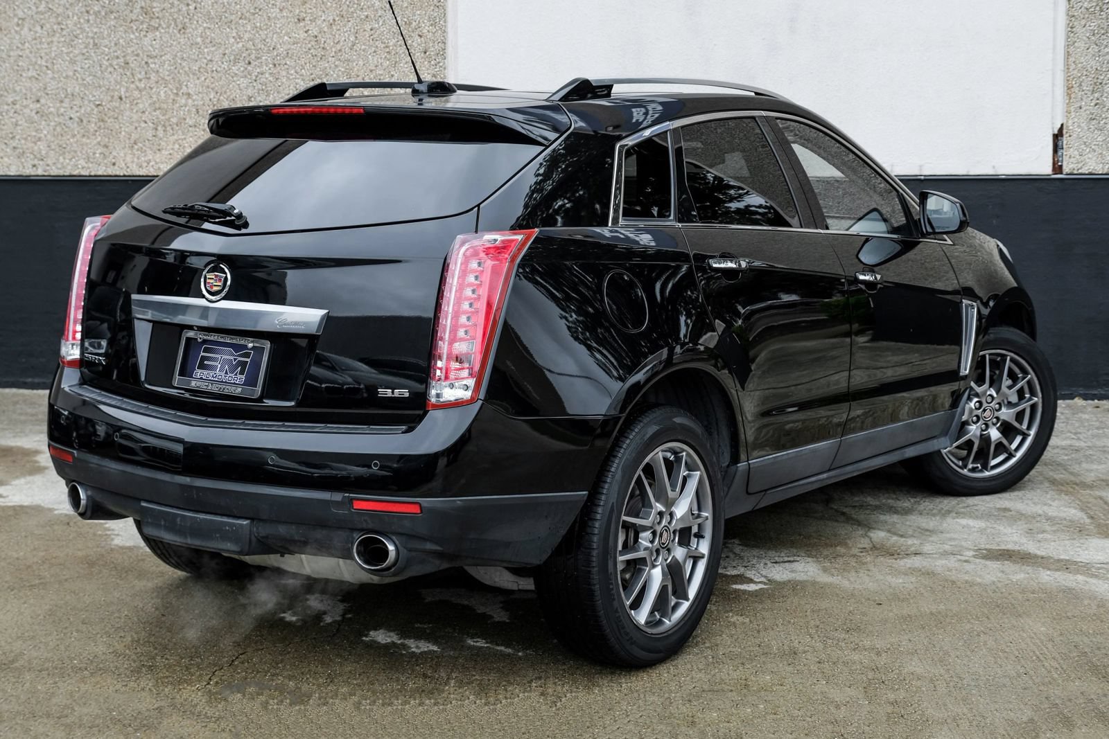 Used 2016 Cadillac SRX Premium w/ Driver Assist Package FWD image 8