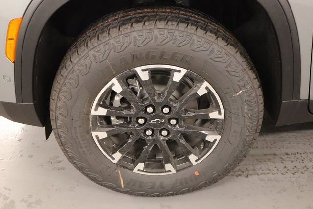 New 2026 Chevrolet Traverse Z71 w/ Enhanced Driving Package image 7