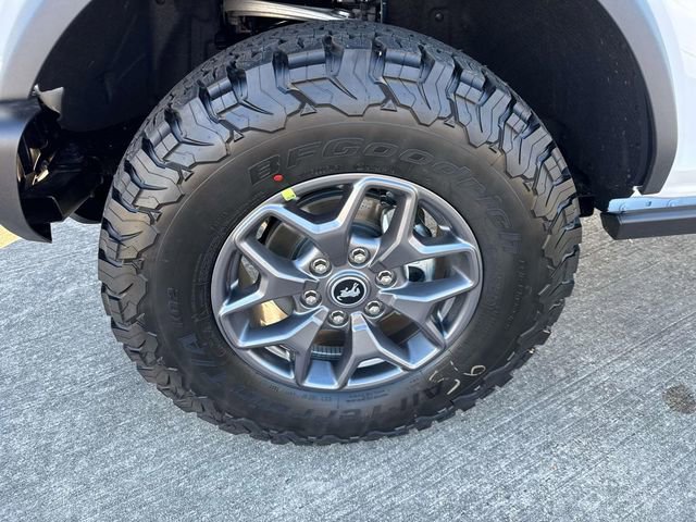 New 2025 Ford Bronco Badlands image 6
