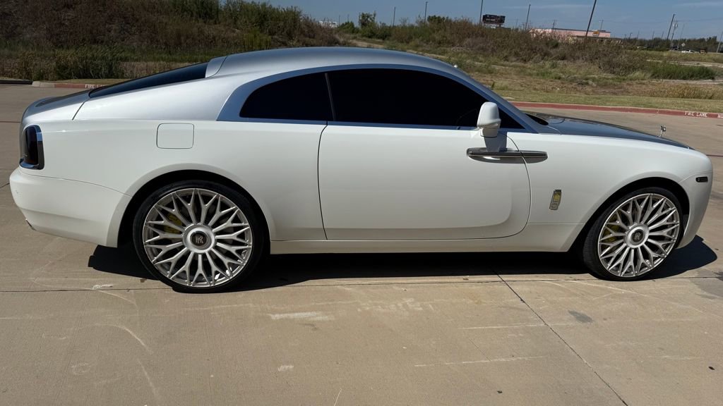 Used 2016 Rolls-Royce Wraith image 11