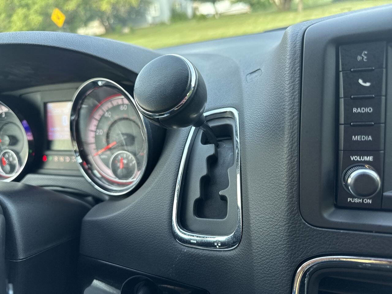 Used 2019 Dodge Grand Caravan SXT w/ Blacktop Package image 21