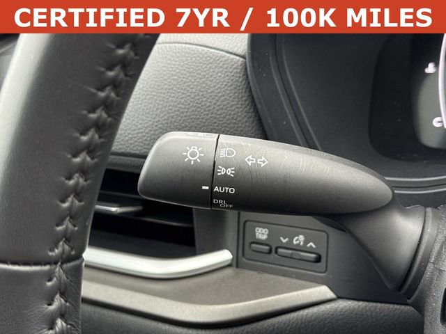 Used 2025 Toyota Grand Highlander XLE image 26