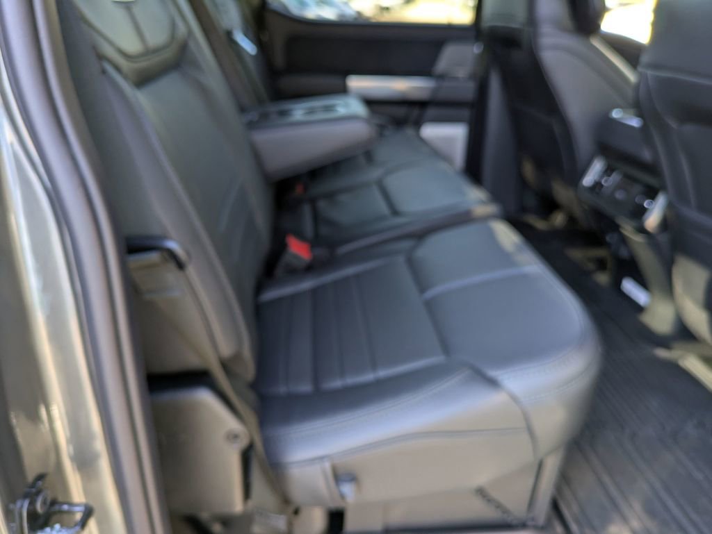 New 2025 Ford F250 Platinum image 31