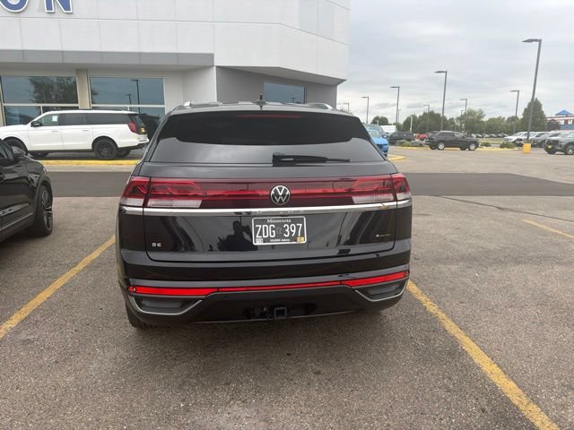 Used 2024 Volkswagen Atlas Cross Sport SE AWD/4WD image 6