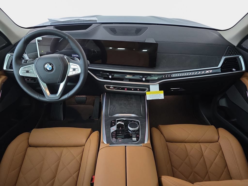 Used 2026 BMW X7 xDrive40i AWD/4WD image 9