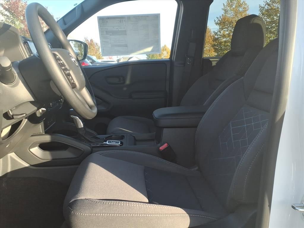 New 2026 Nissan Frontier SV w/ Tow Package image 9