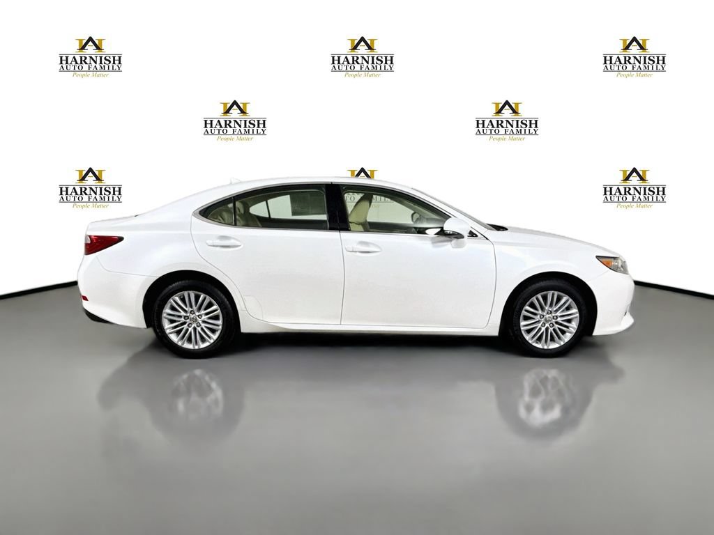 Used 2013 Lexus ES 350 w/ Premium Pkg FWD image 8