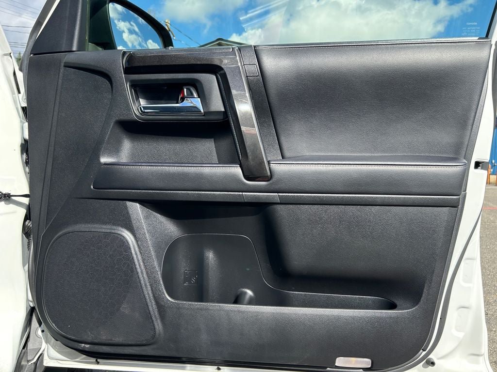 Used 2023 Toyota 4Runner 40th Anniversary SE AWD/4WD image 25