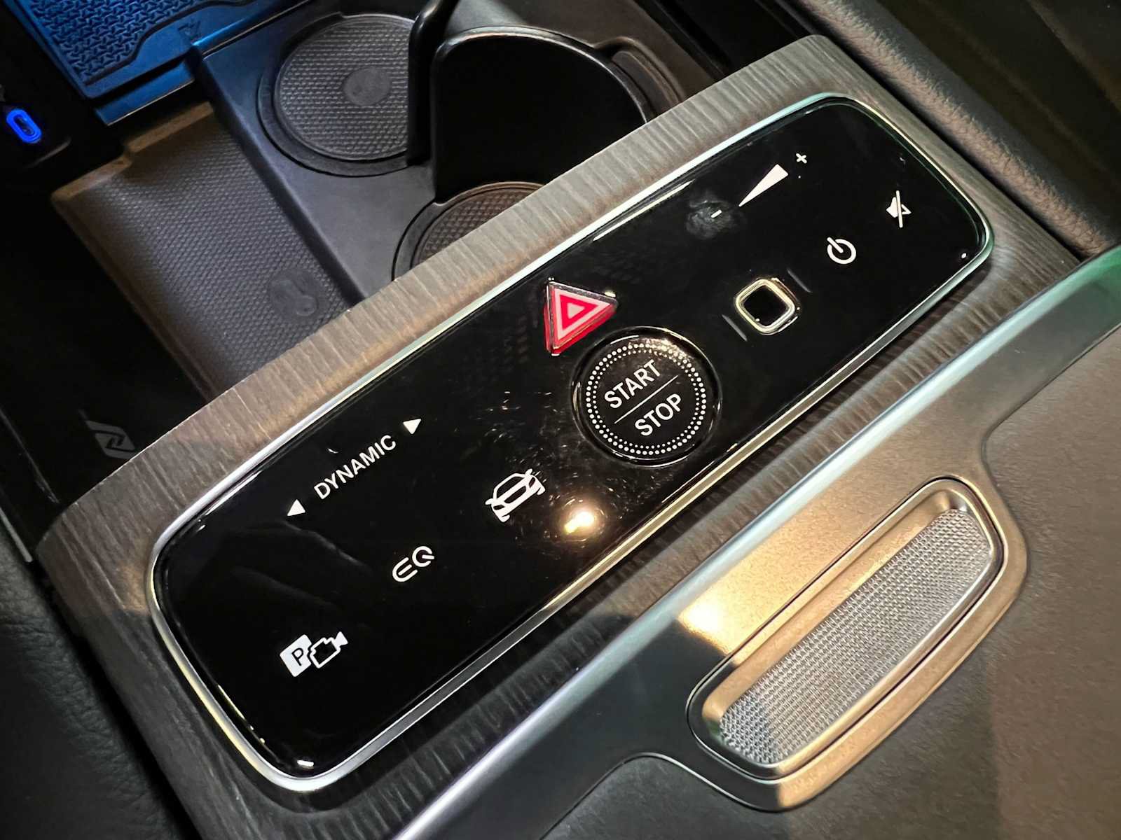 Used 2023 Mercedes-Benz EQS 580 4MATIC SUV image 31