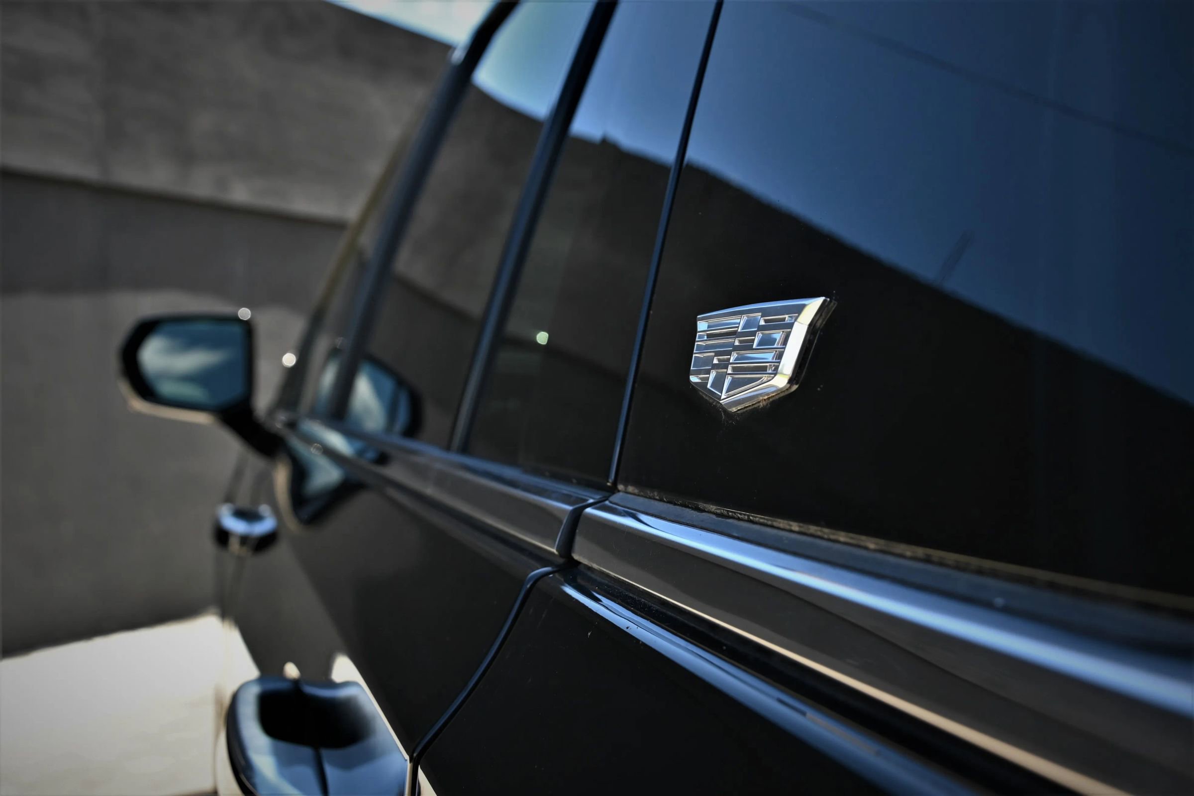 Used 2022 Cadillac Escalade ESV Premium Luxury AWD/4WD image 12
