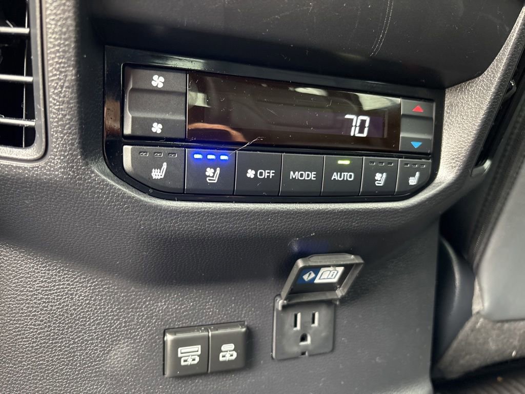 Used 2025 Toyota Sequoia Platinum w/ Tow Technology Package image 16