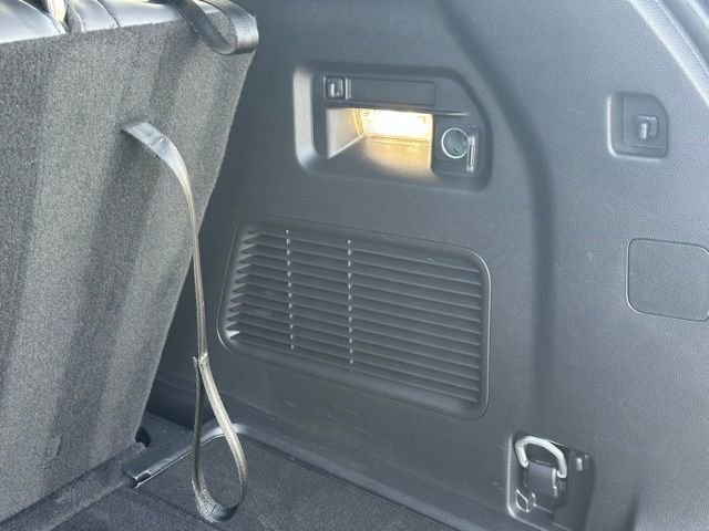 Used 2025 Ford Explorer ST-Line image 35