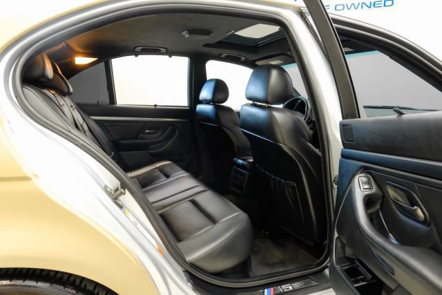 Used 2003 BMW M5 RWD image 46