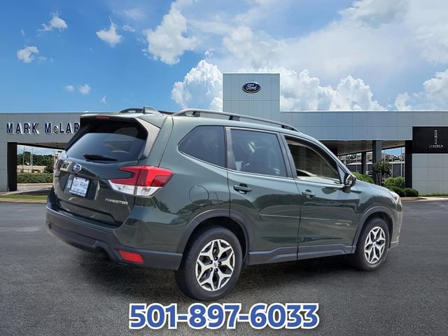 Used 2022 Subaru Forester Premium AWD/4WD image 5