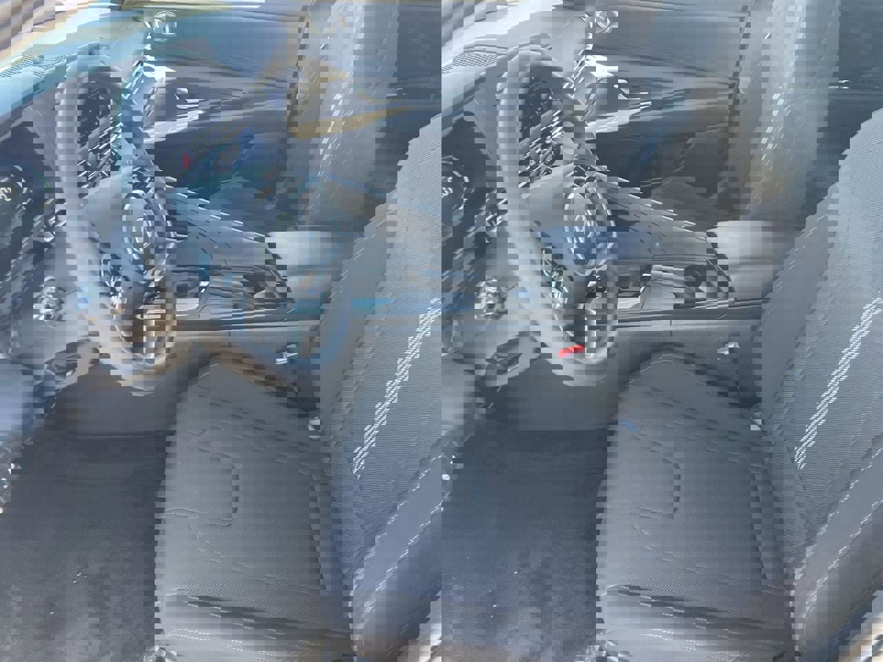 Certified 2024 Hyundai Elantra SE image 18