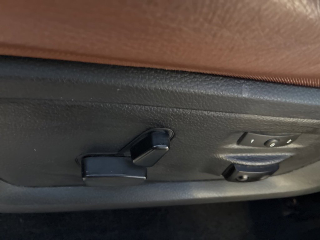 Used 2016 RAM 3500 Laramie Longhorn image 6