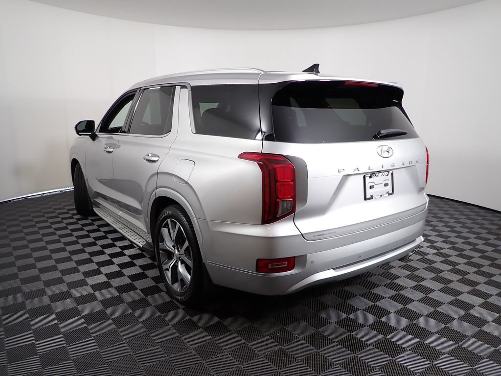Used 2021 Hyundai Palisade Limited FWD image 13