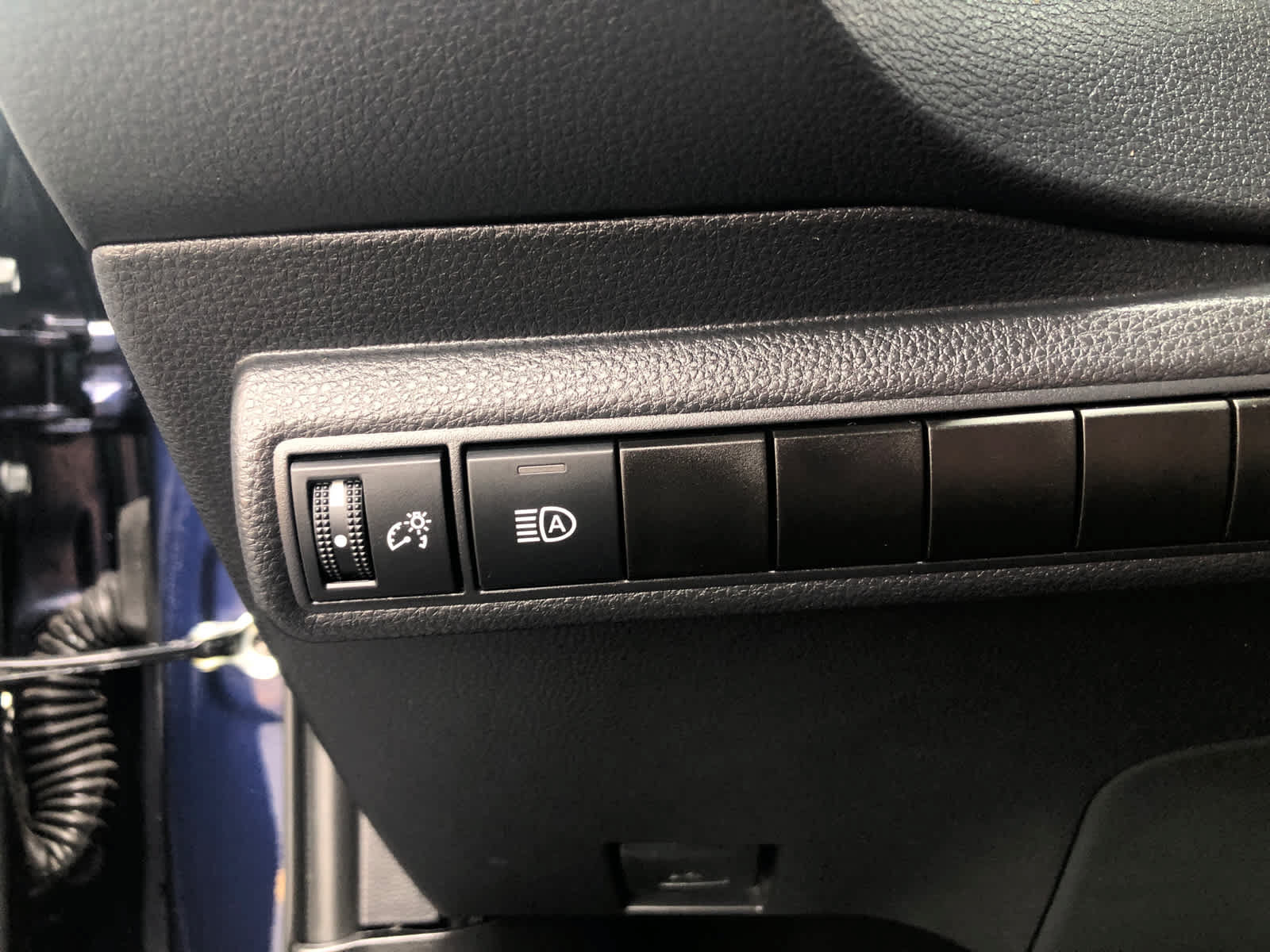 Certified 2025 Toyota Corolla LE FWD image 11