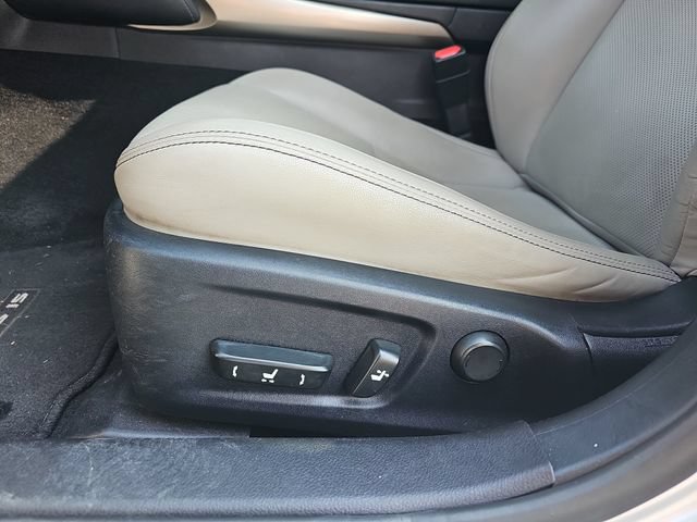 Used 2015 Lexus IS 250 AWD w/ Navigation System Package image 16