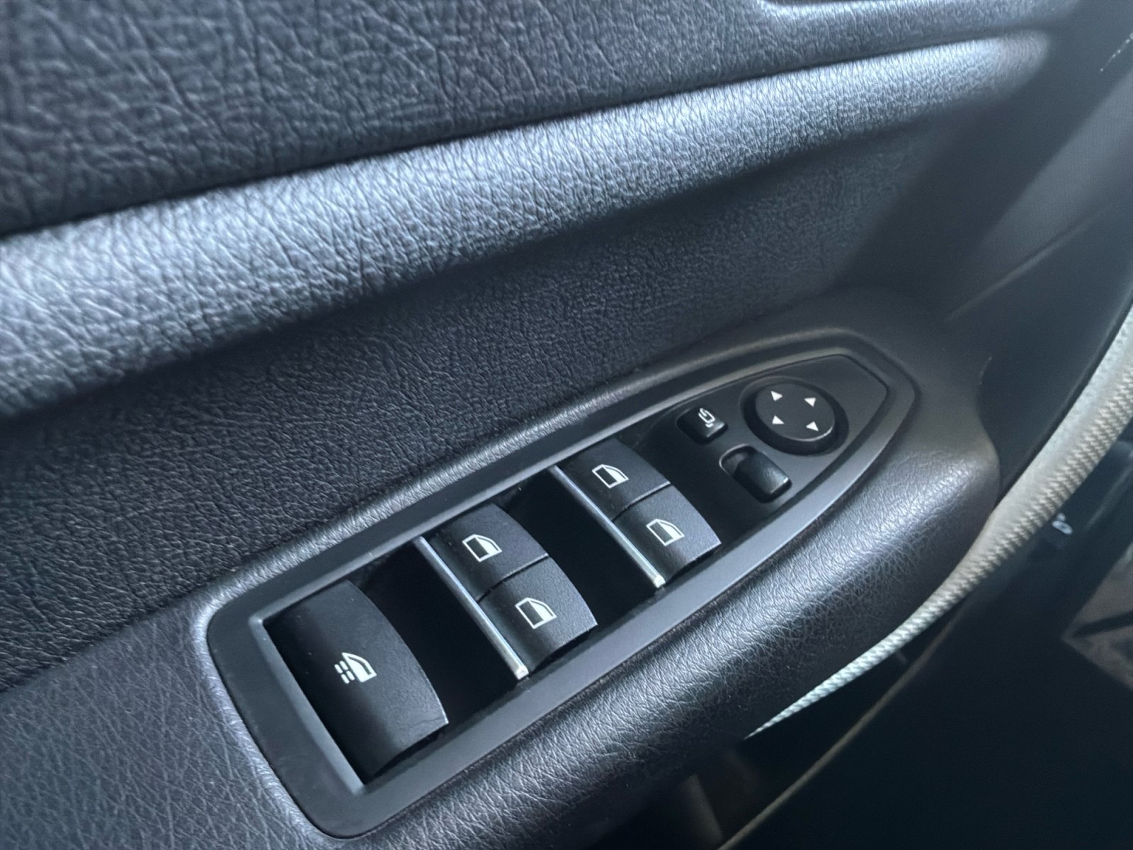 Used 2018 BMW M240i Convertible RWD image 16