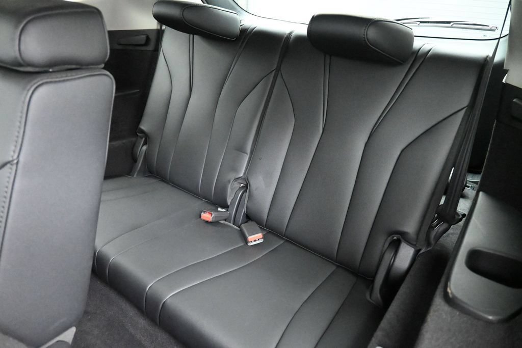 Used 2024 Acura MDX SH-AWD image 21