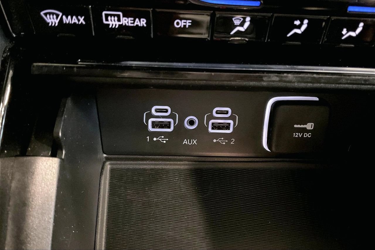 Certified 2023 Jeep Grand Cherokee Altitude AWD/4WD image 18