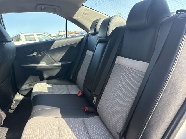 Used 2012 Toyota Camry SE FWD image 20