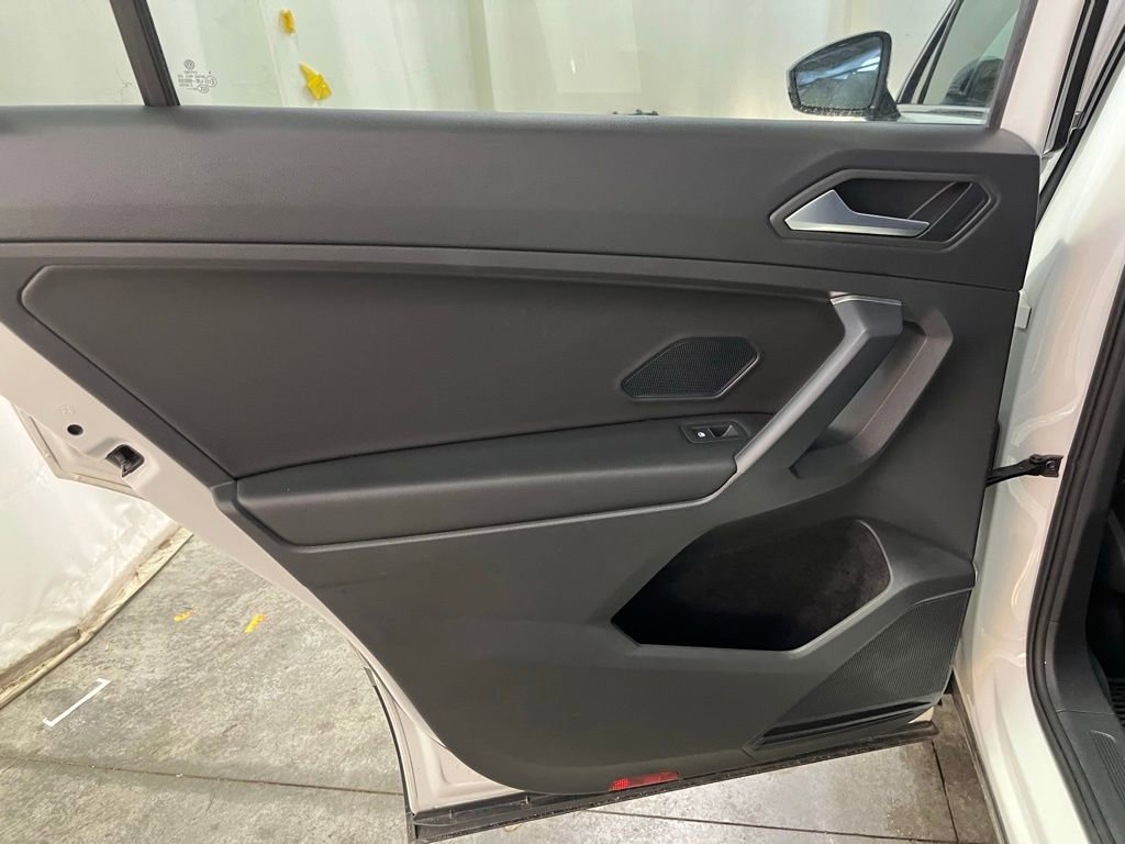 Certified 2021 Volkswagen Tiguan SE AWD/4WD image 25