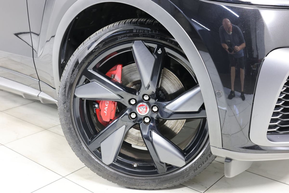 Used 2021 Jaguar F-PACE SVR AWD/4WD image 14