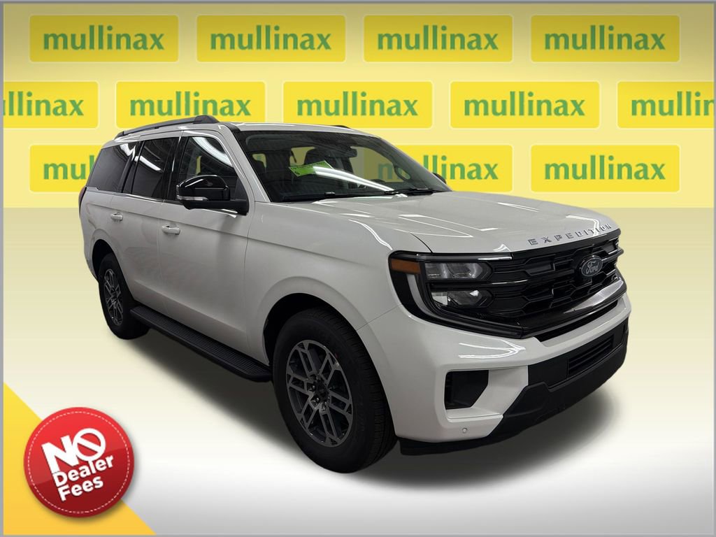 New 2026 Ford Expedition Active image 1