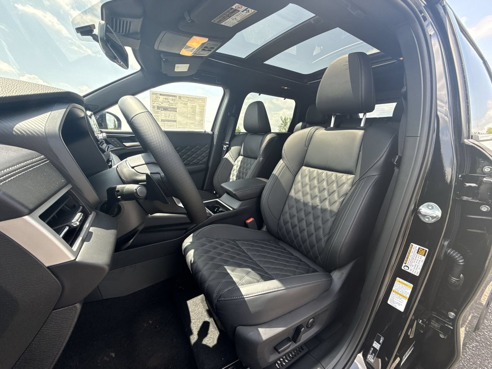 New 2026 Nissan Rogue Platinum AWD/4WD image 10