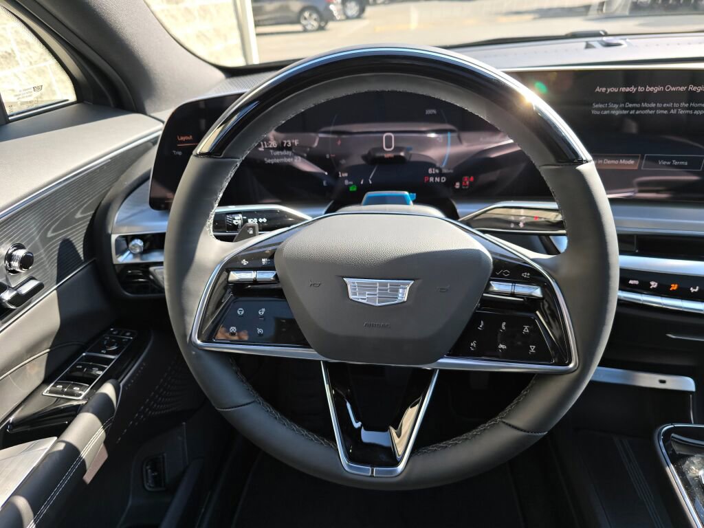 New 2026 Cadillac Lyriq Luxury image 21