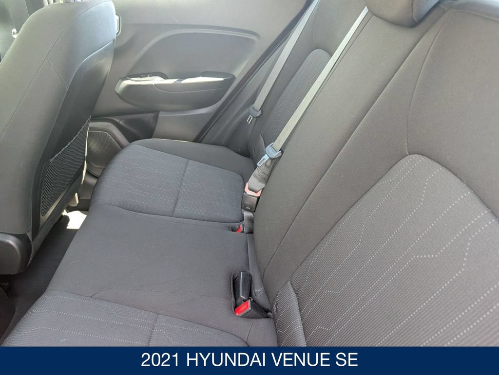 Certified 2021 Hyundai Venue SE FWD image 15