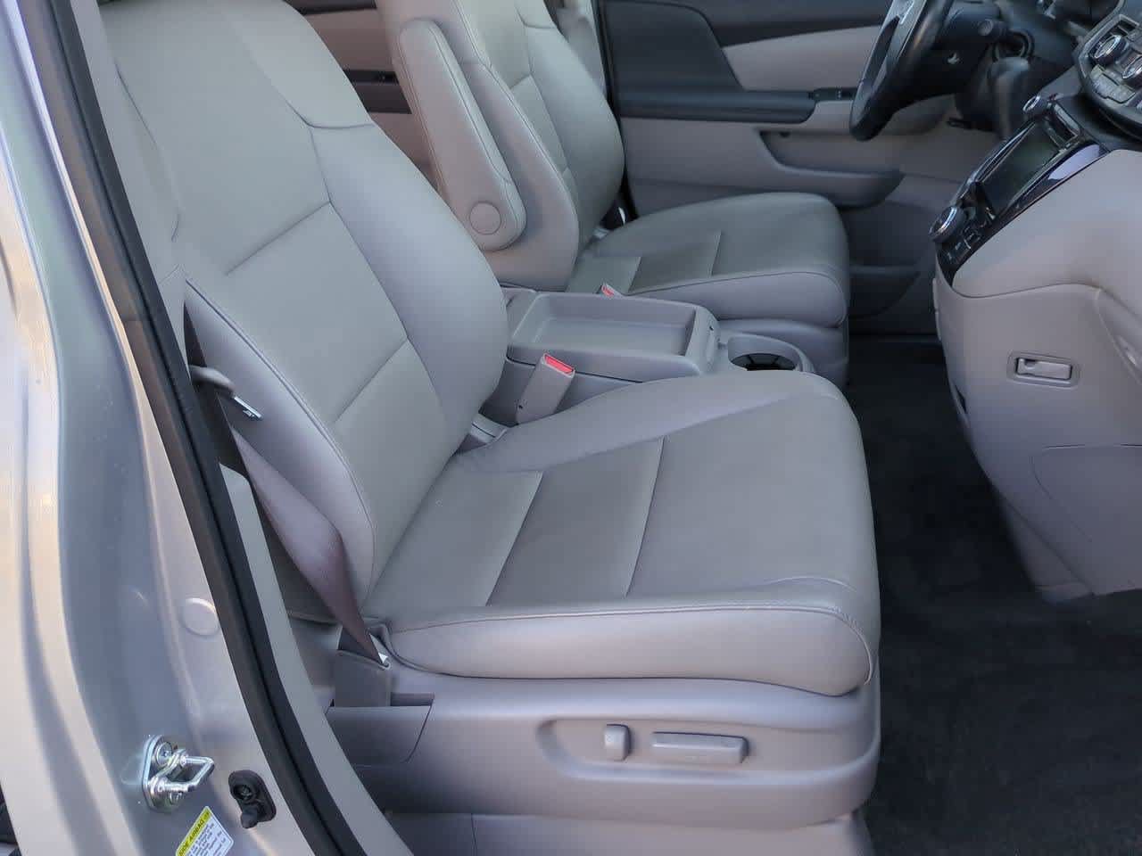 Used 2015 Honda Odyssey EX-L image 24