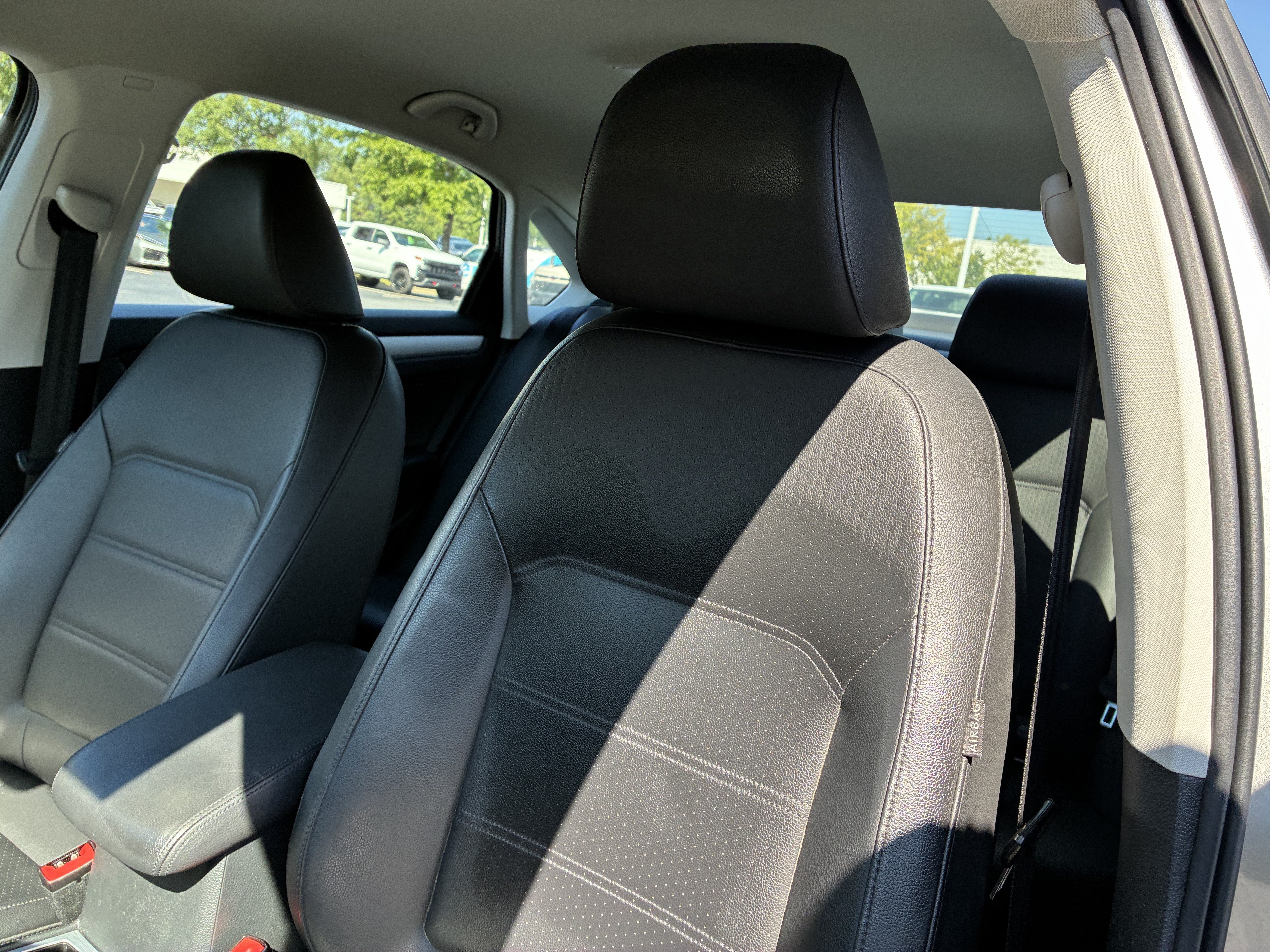 Used 2012 Volkswagen Passat 2.5 SE FWD image 20