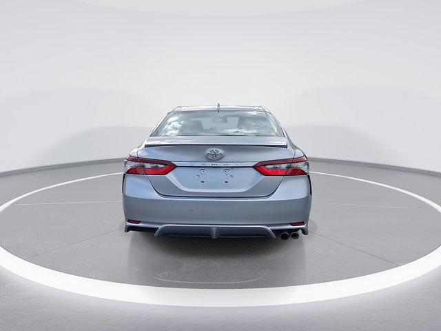 Used 2024 Toyota Camry SE image 9
