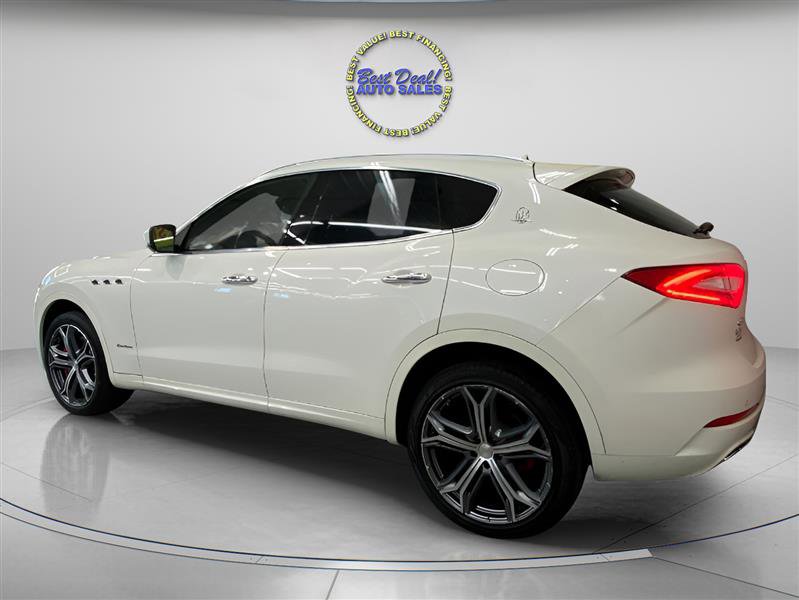 Used 2019 Maserati Levante S GranLusso image 5