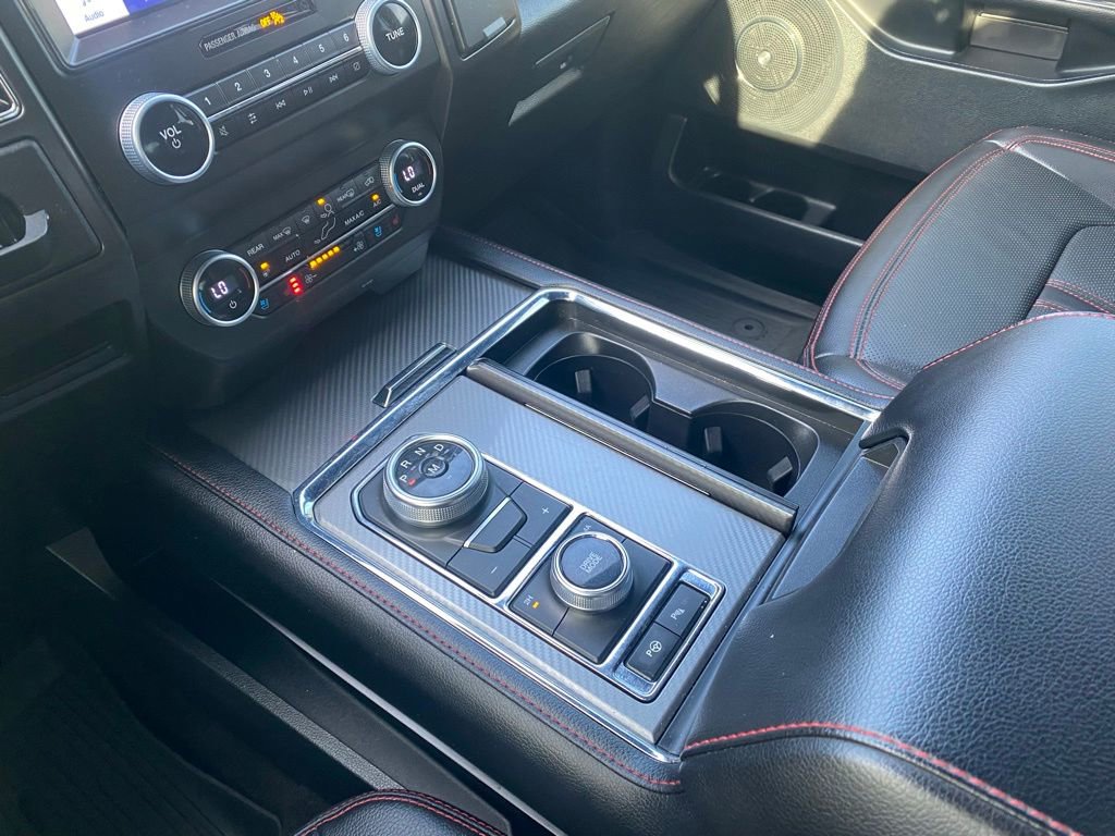 Used 2021 Ford Expedition Limited image 24