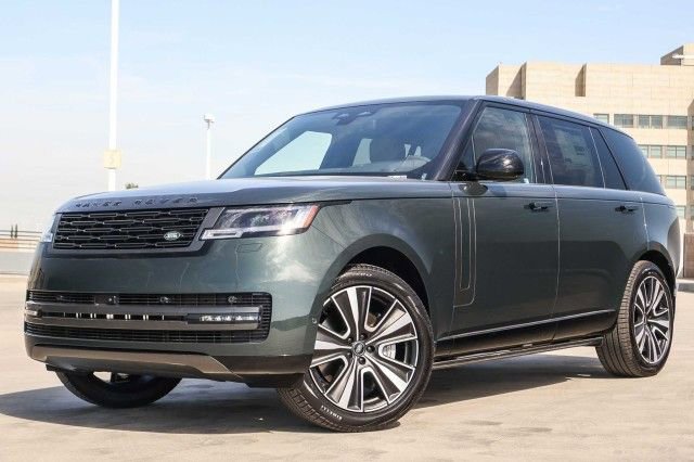 New 2025 Land Rover Range Rover Long Wheelbase SE image 1