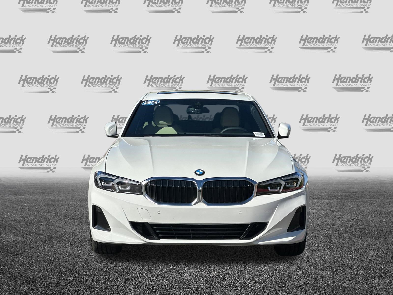 Used 2025 BMW 330i Sedan w/ Premium Package image 10