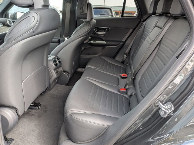 New 2026 Mercedes-Benz GLC 300 GLC 300 image 17