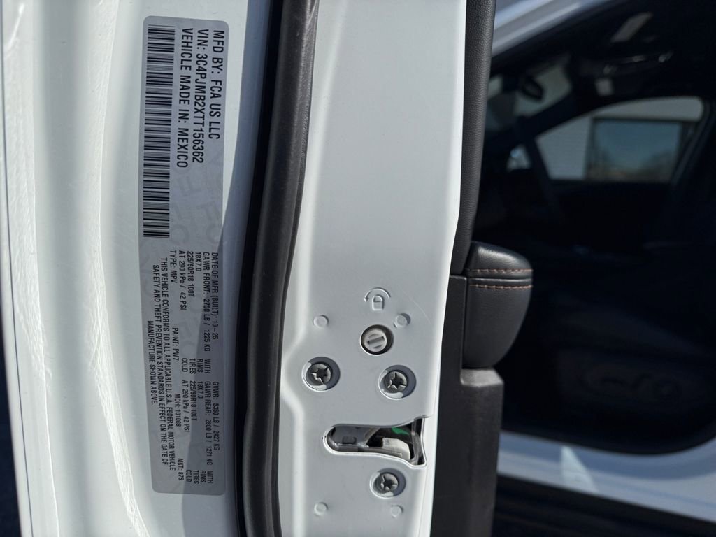 New 2026 Jeep Cherokee Limited image 24