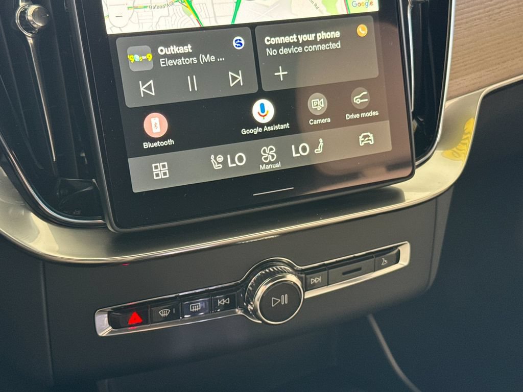 New 2026 Volvo XC90 T8 Plus AWD/4WD image 21