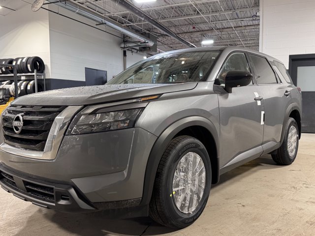 New 2025 Nissan Pathfinder S image 24